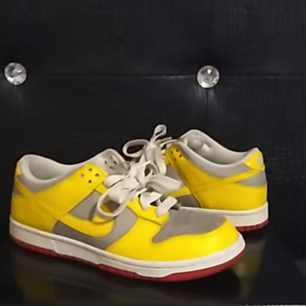 Mike shoes